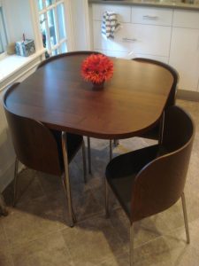 Simple-dining-table-design