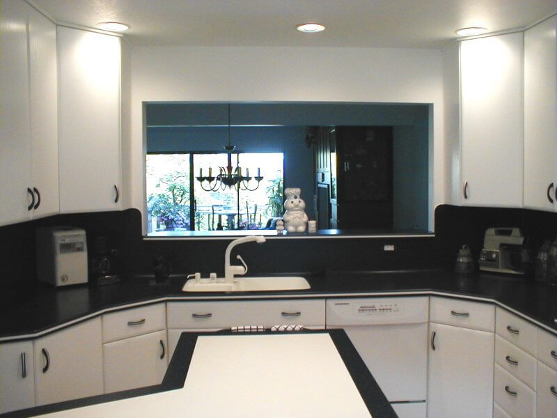 Kitchen island and dining room