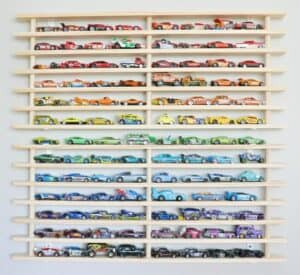 Toy car wall
