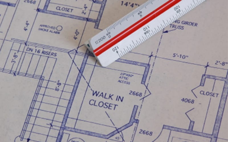 Measure your walk-in closet